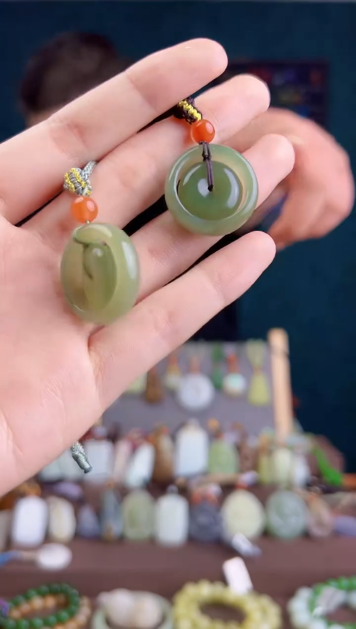 和田玉未镶嵌颈饰多样性发货 拍一单发一个