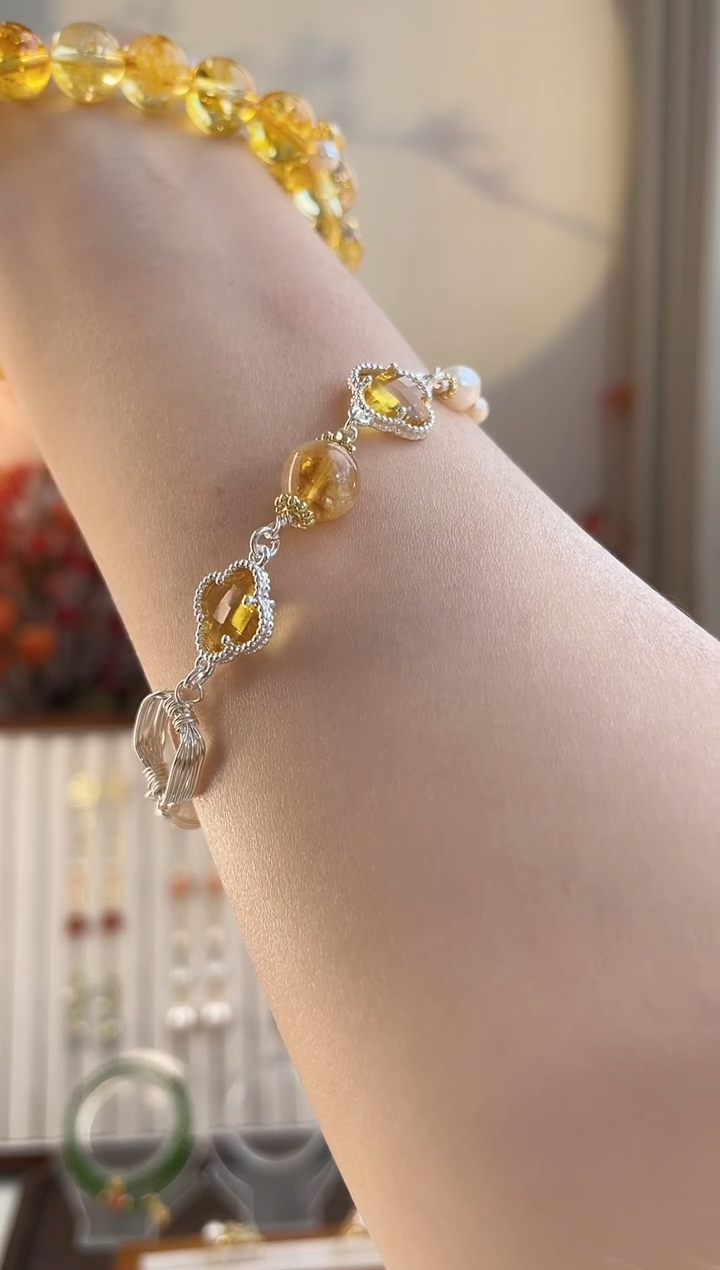 无无黄色四叶草手链