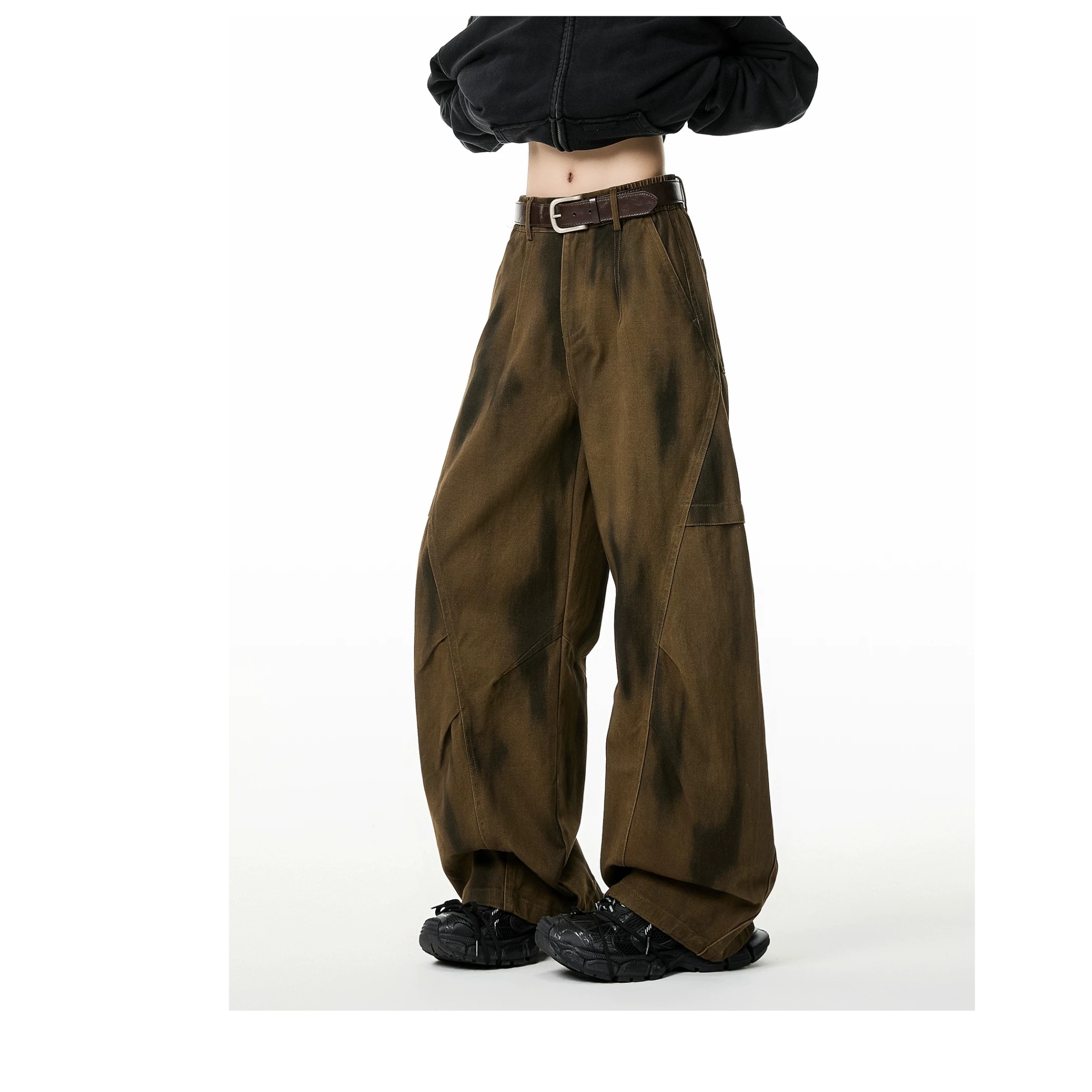 潮牌弯刀裤，默认微瑕