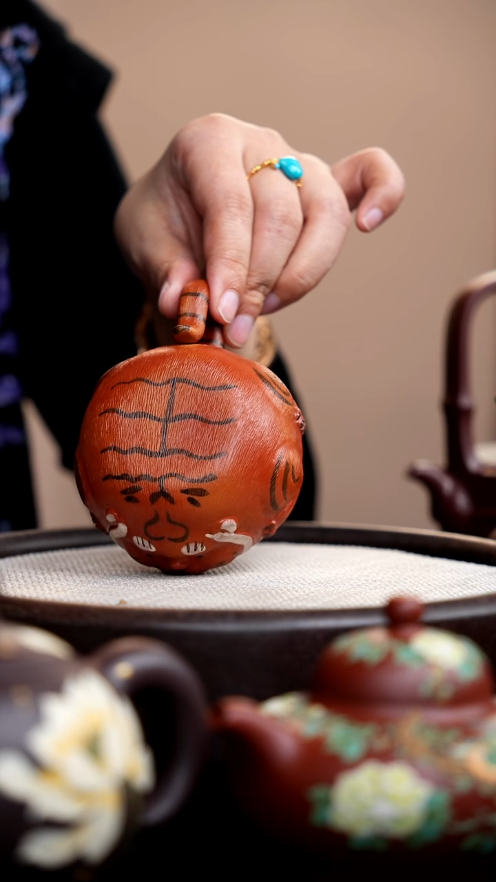 茶壶紫砂段泥老虎手把杯