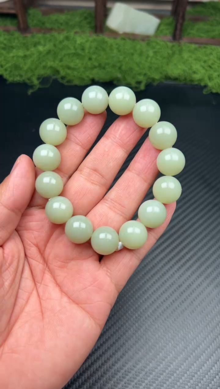 未镶嵌手串和田玉且末微色差近矿卡14