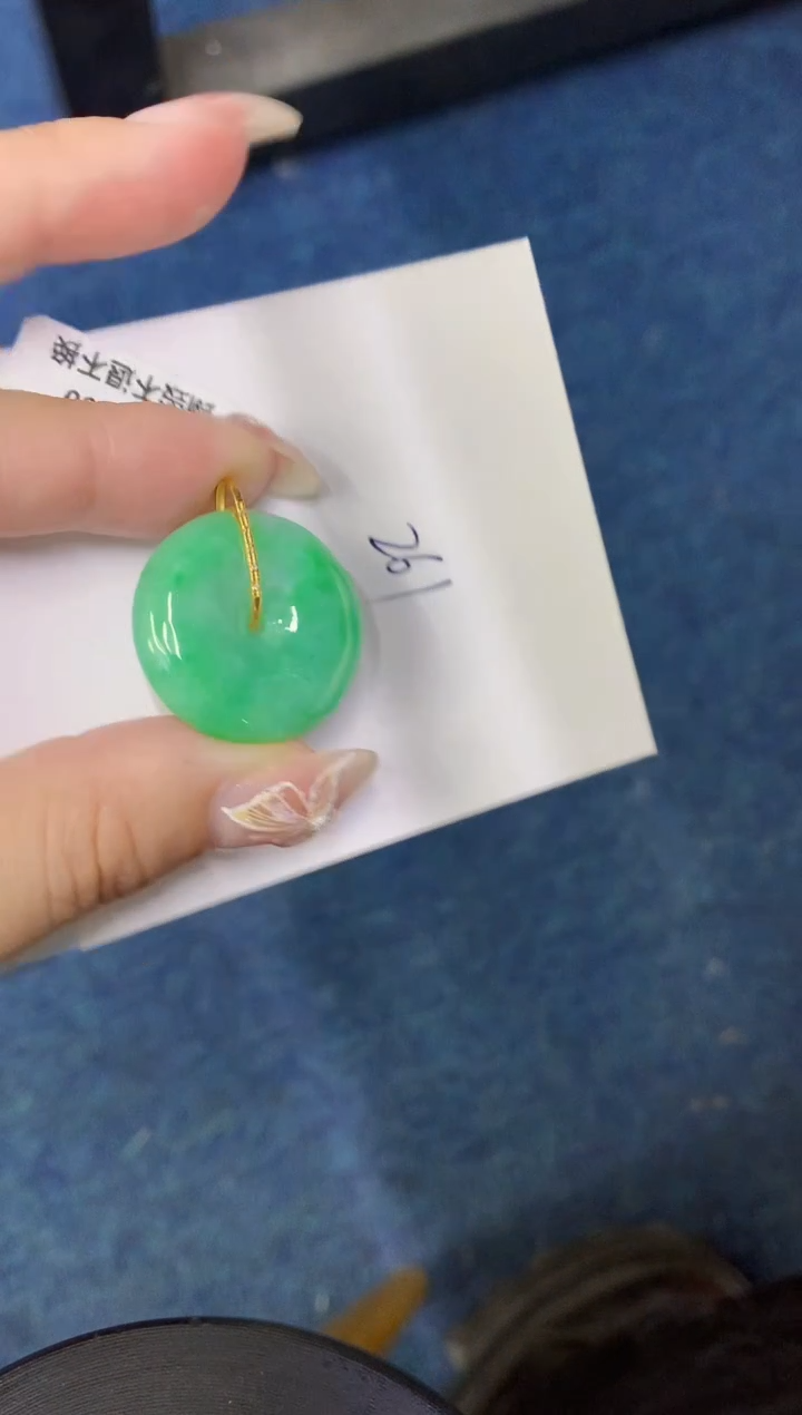 【闪购商品】翡翠颈饰18K金镶嵌00000000000