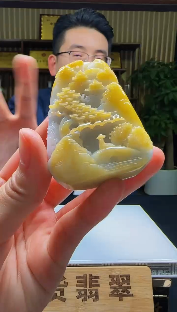 【闪购商品】定制翡翠未镶嵌Q02434翡翠毛货