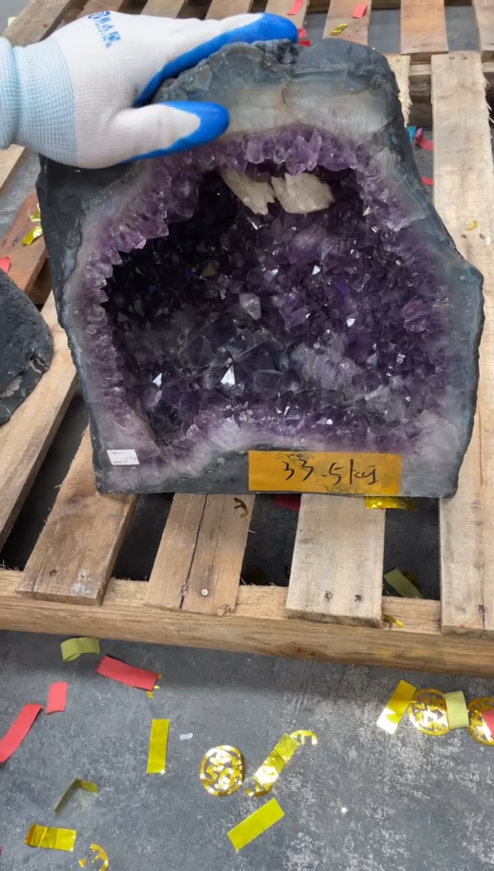 【闪购商品】紫晶原石未镶嵌天然紫水晶晶洞拍88单99发1