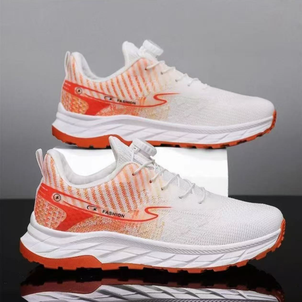 夏季新款休闲运动舒适百搭轻便 时尚软底跑步防滑潮鞋5715