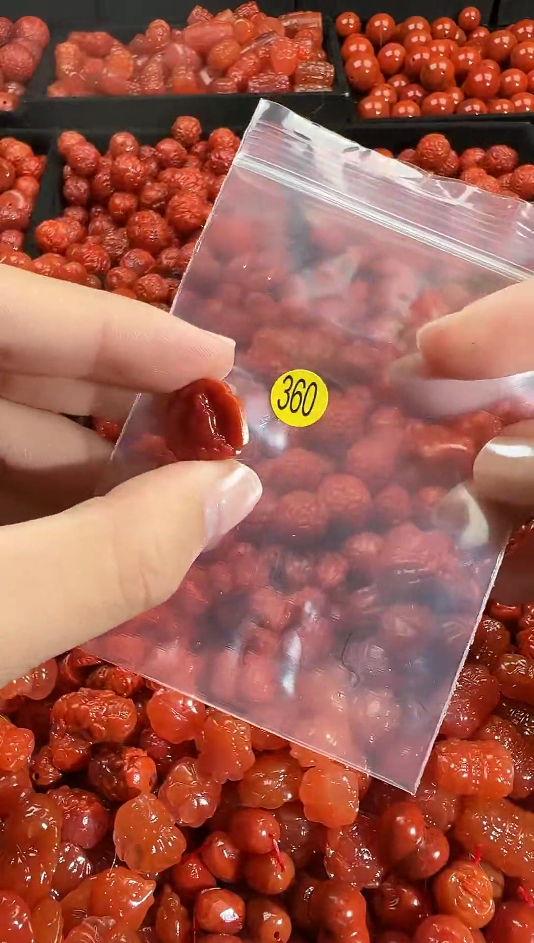 颈饰未镶嵌南红玛瑙1