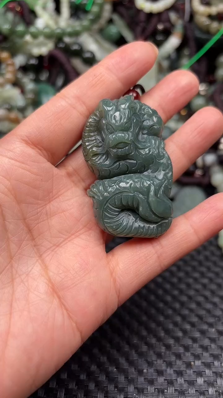 【闪购商品】和田玉颈饰未镶嵌1