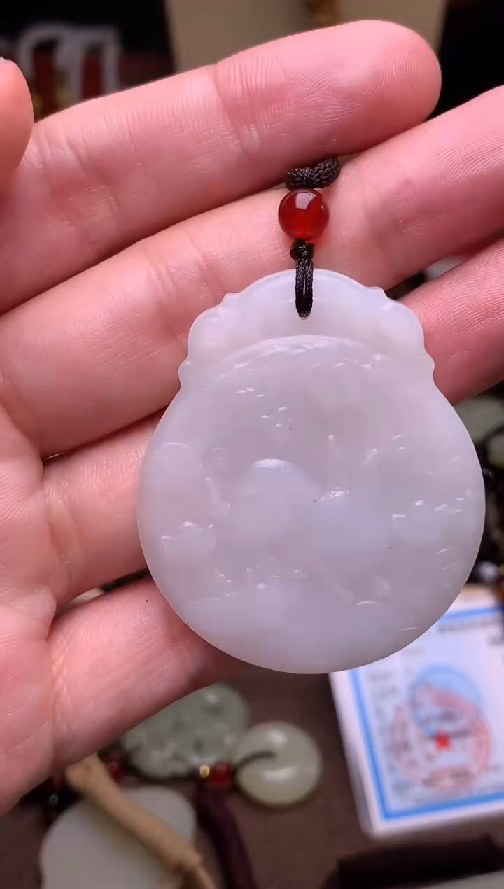 颈饰未镶嵌和田玉新疆料青海料清水和田玉吊坠