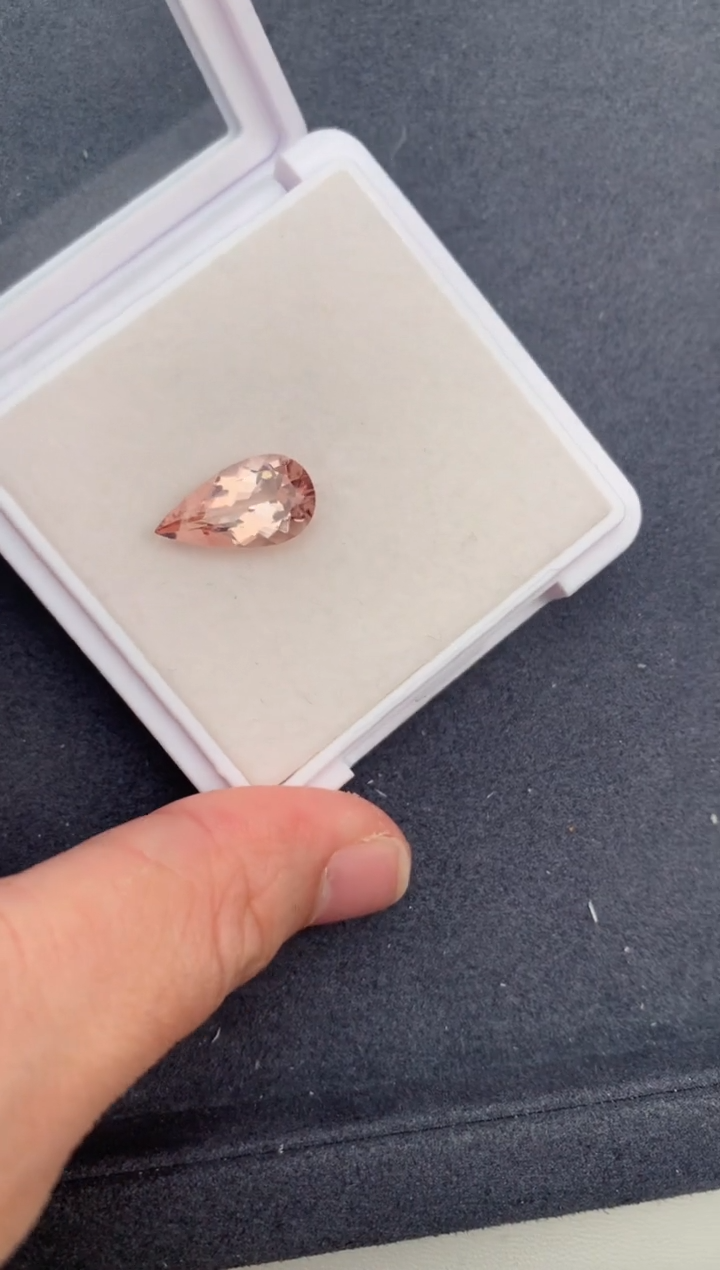 【闪购商品】绿柱石（摩根石）裸石未镶嵌4.2ct粉摩根