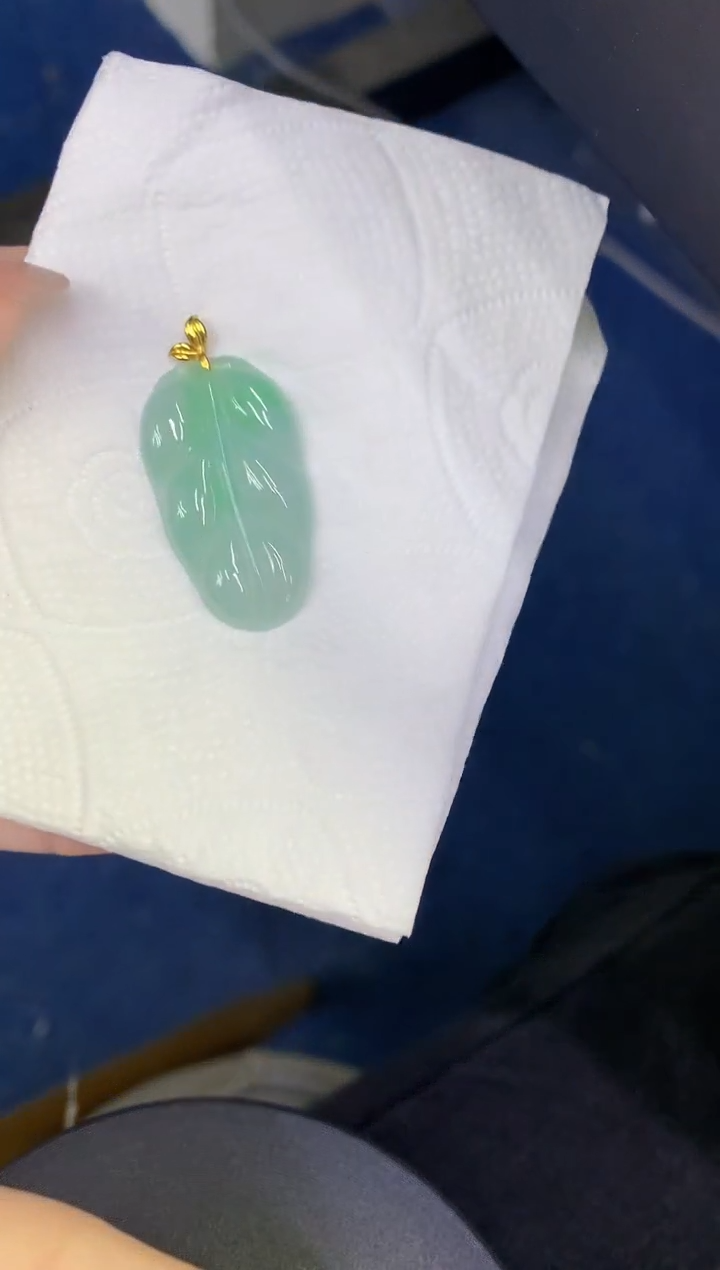 颈饰18K金镶嵌翡翠缅甸天然翡翠a货
