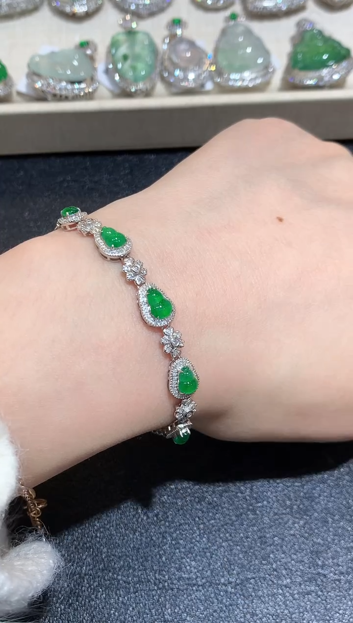 【闪购商品】翡翠手链18K金镶嵌C177    多样性一件发货