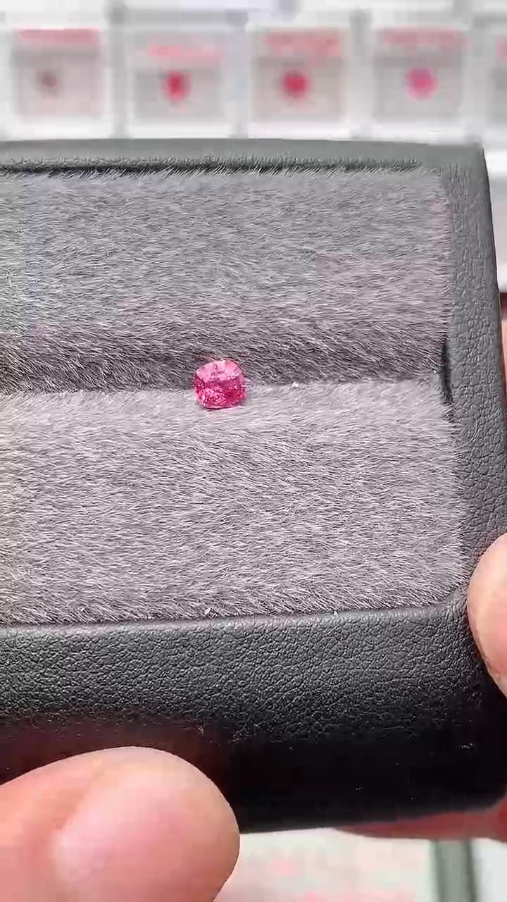 【闪购商品】尖晶石裸石未镶嵌粉绝0.43