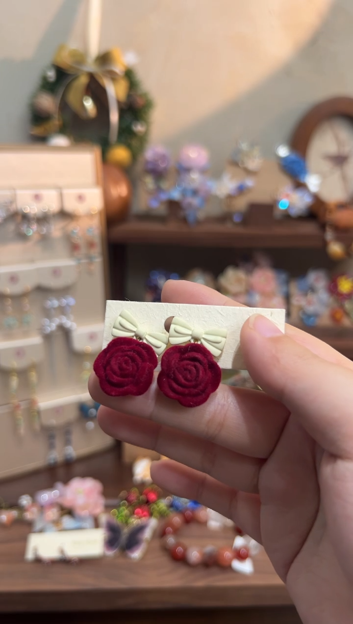 合金无非金属合金2296A「红玫瑰白结」铜耳钉