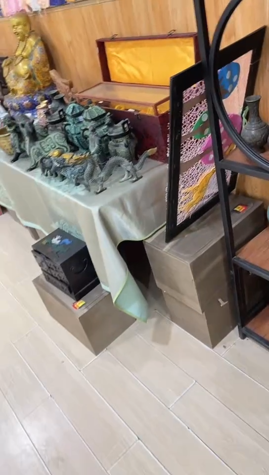 【闪购商品】摆件宫廷影视老旧工艺摆件