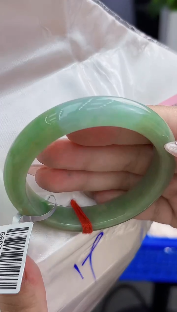 【闪购商品】翡翠手镯未镶嵌翡翠手镯