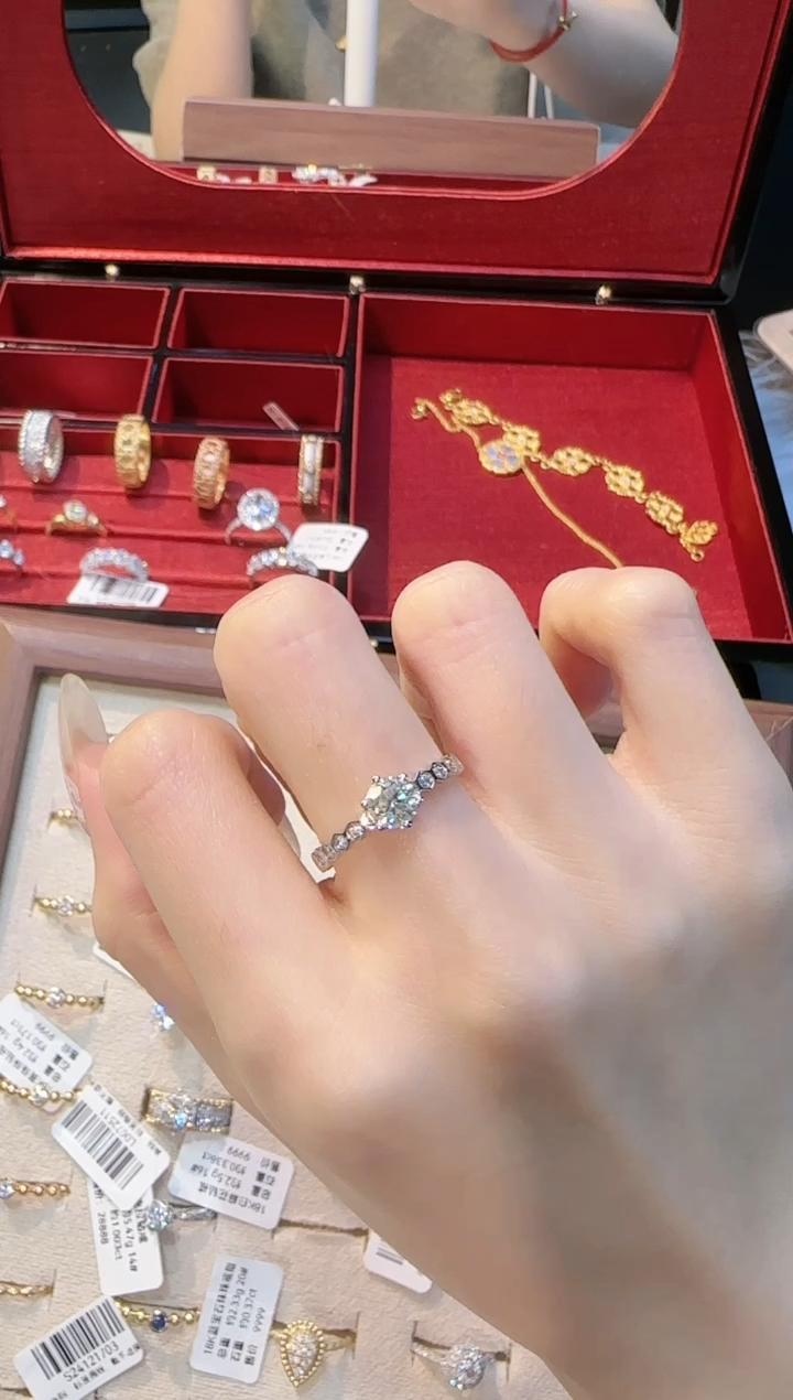 【闪购商品】钻石戒指/指环18K金镶嵌50分蜂巢钻戒14#