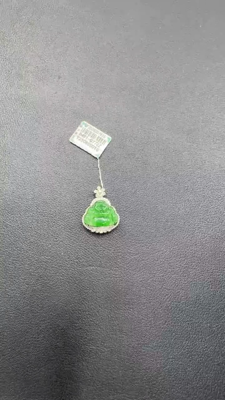 颈饰18K金镶嵌翡翠东****柜佛公