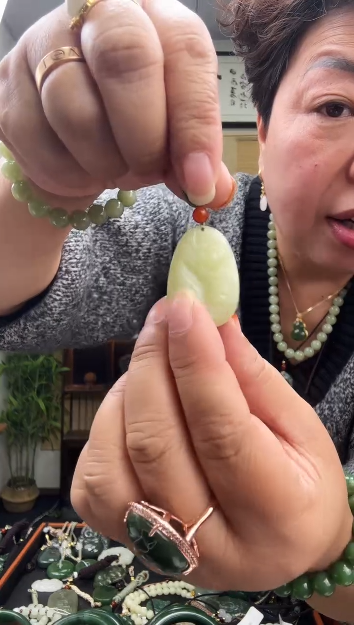 颈饰未镶嵌和田玉多样性发一  48