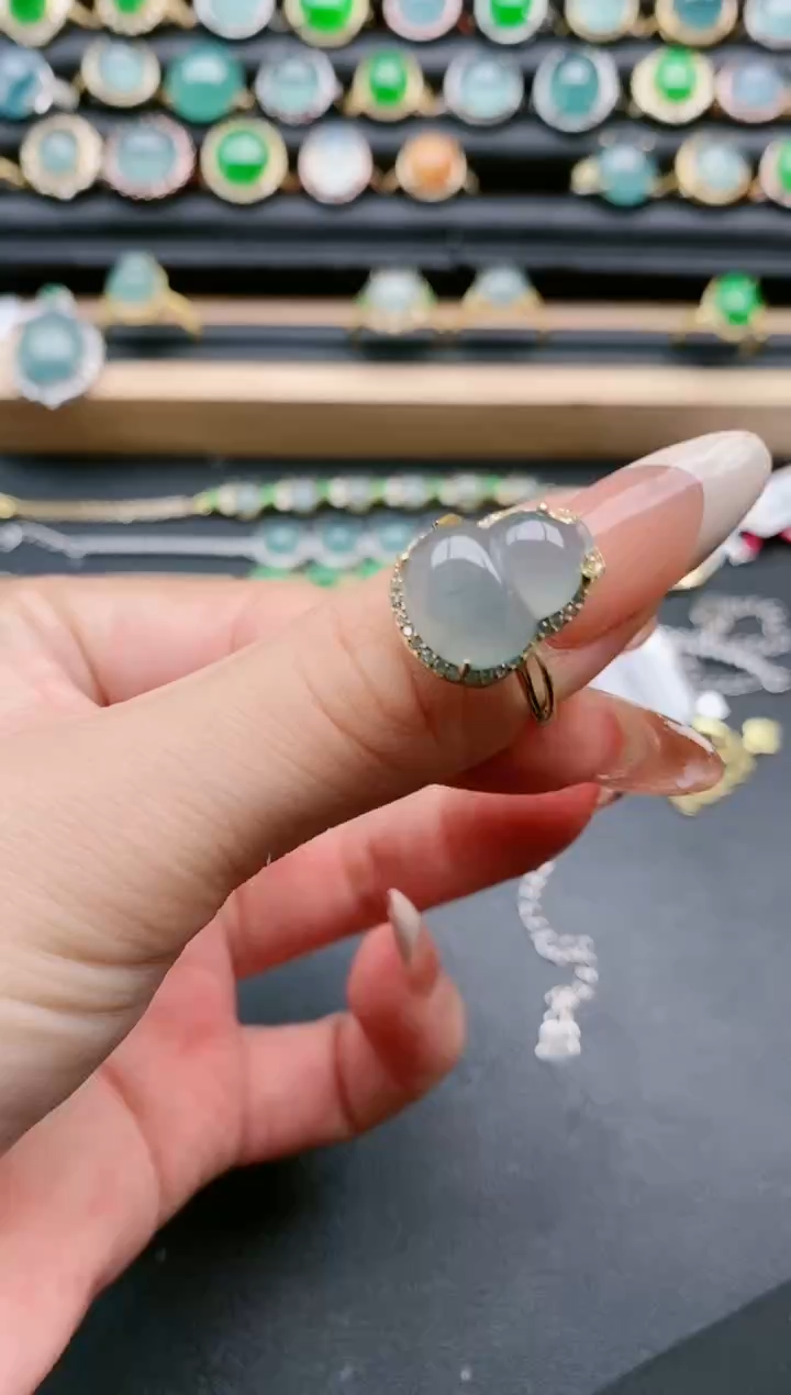 【闪购商品】翡翠戒指银S925镶嵌111111