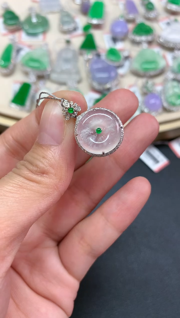 【闪购商品】翡翠吊坠(不含链)18K金镶嵌W50|2980