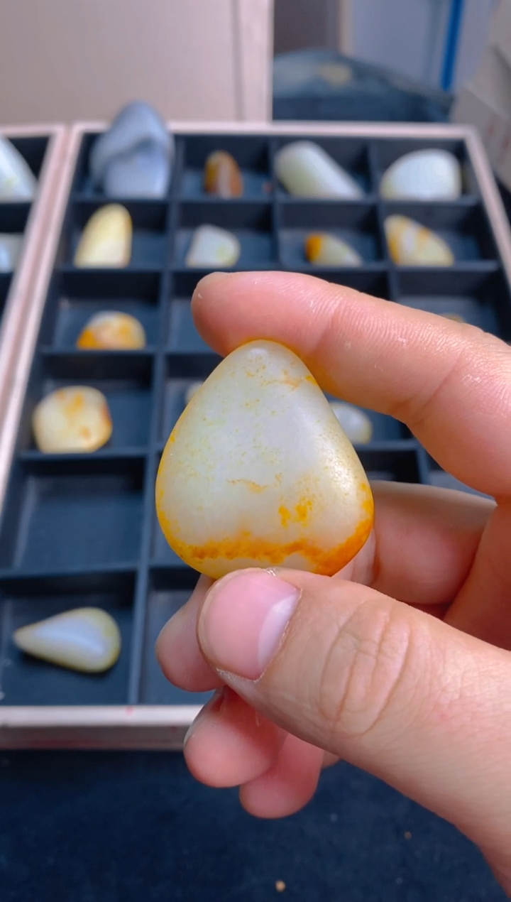 【闪购商品】和田玉未镶嵌吊坠和田玉