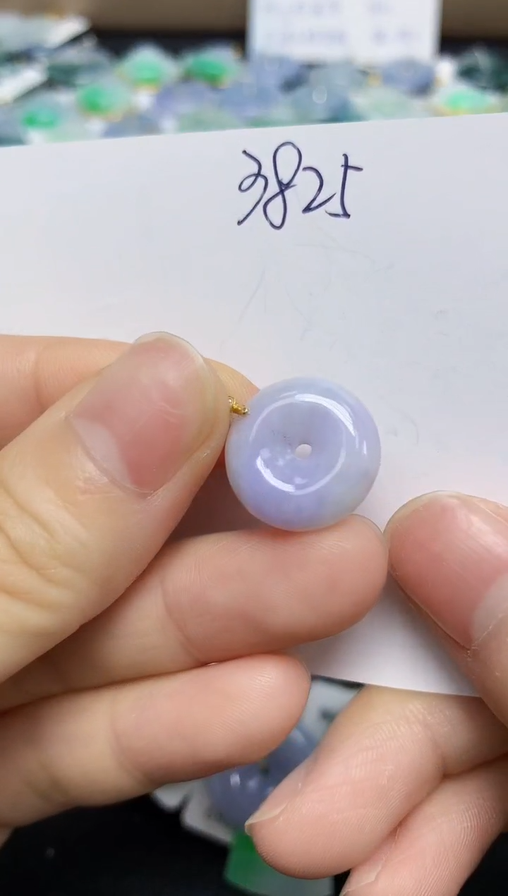 翡翠未镶嵌颈饰天然缅甸翡翠A货