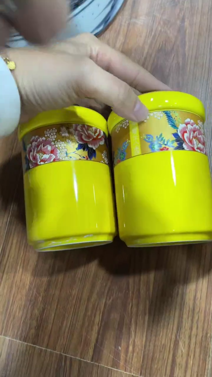 丽丽丽丽丽丽丽丽146茶叶罐两个