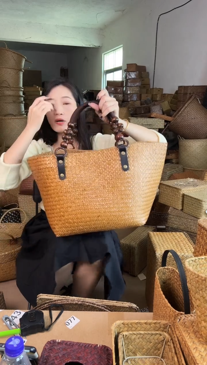 草编草编包/草编收纳盒带瑕疵