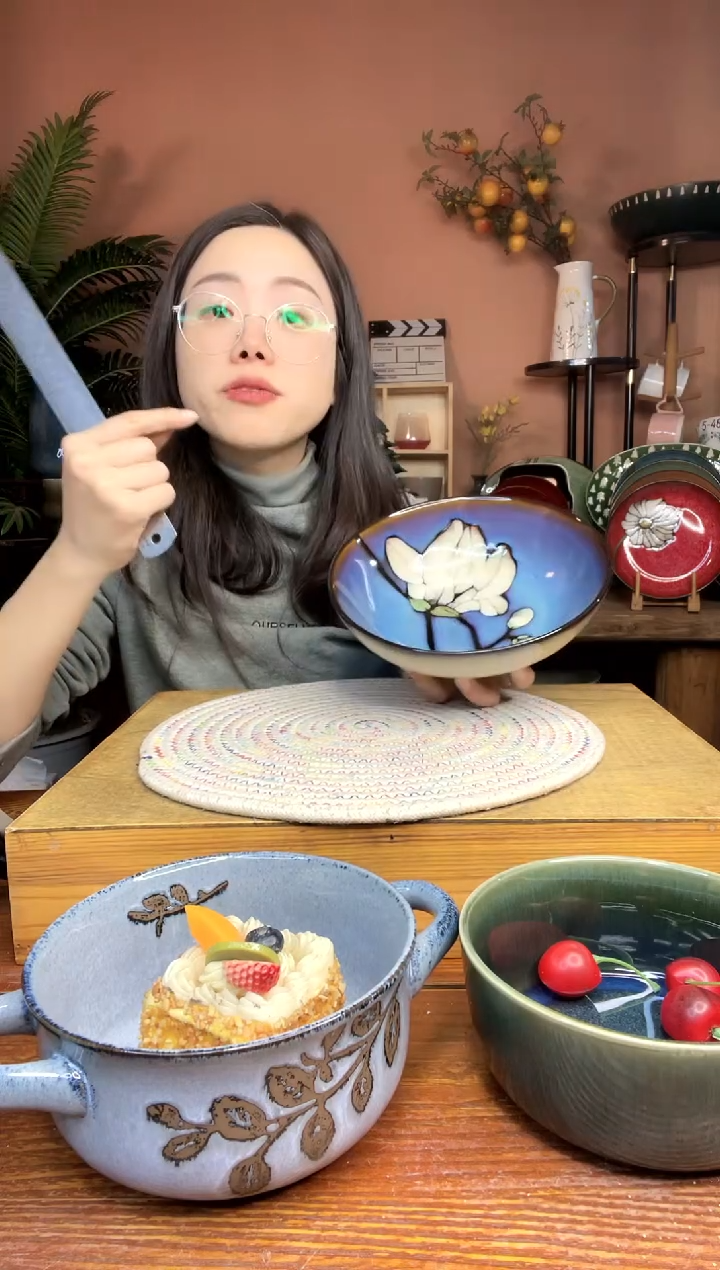 陶瓷8英寸玉兰花面碗 微瑕疵