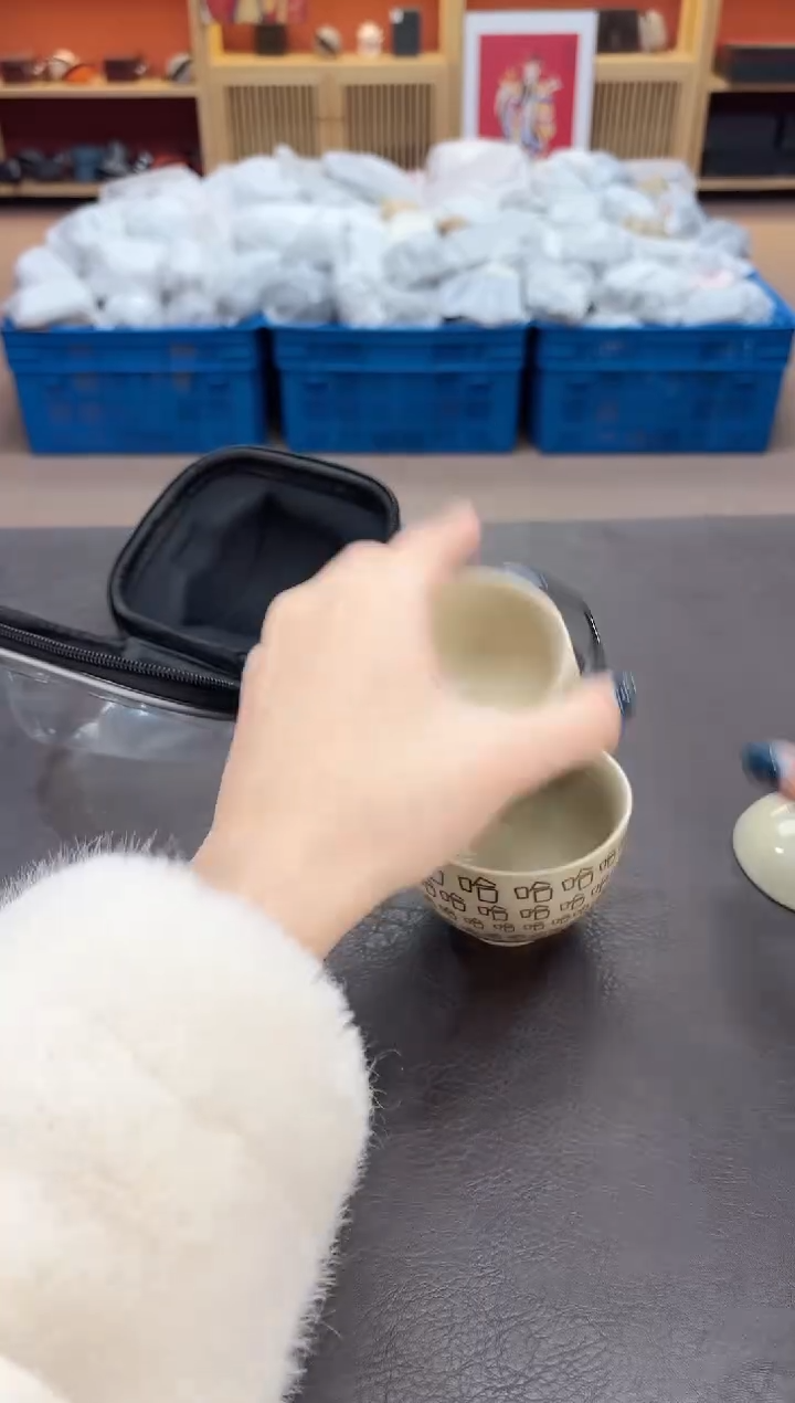 【闪购商品】摆件瓷SC1111111111111