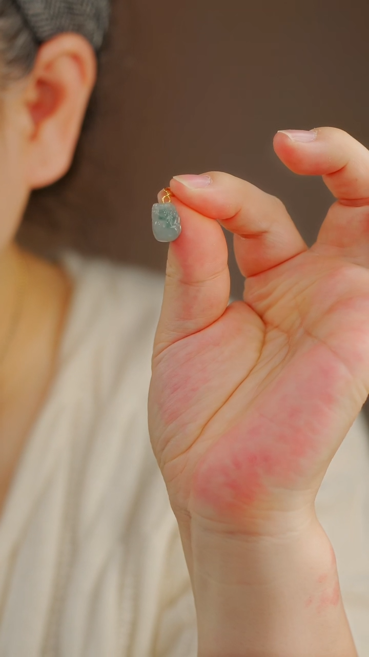 【闪购商品】翡翠颈饰18K金镶嵌貔貅