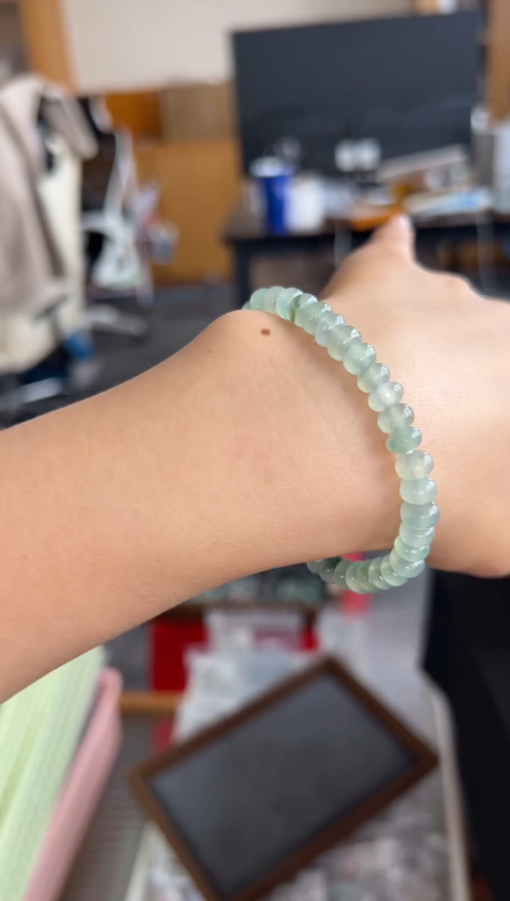 【闪购商品】翡翠手串未镶嵌504买断