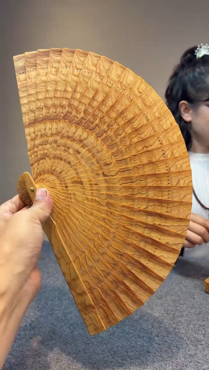 柏木（崖柏）一*崖柏崖柏