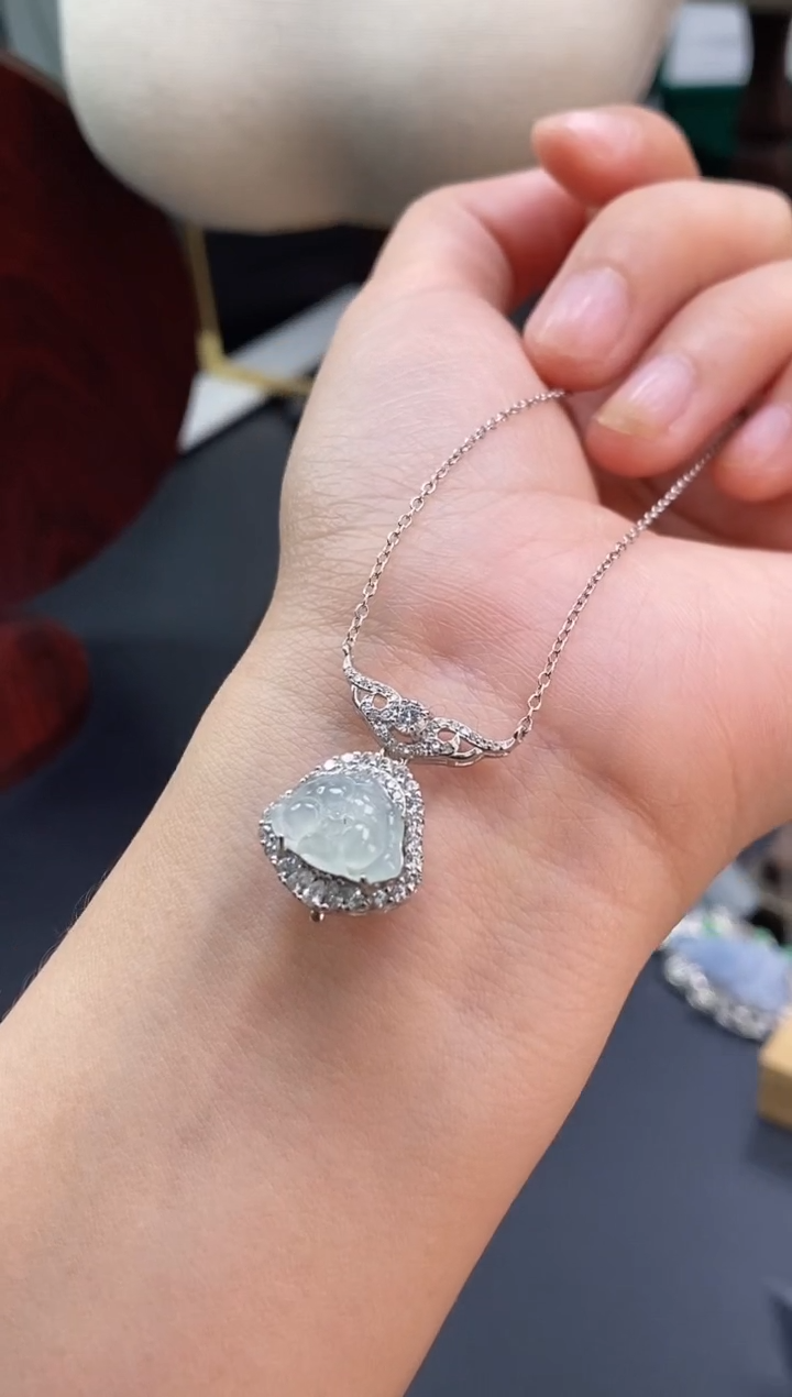 颈饰银S925镶嵌翡翠15199