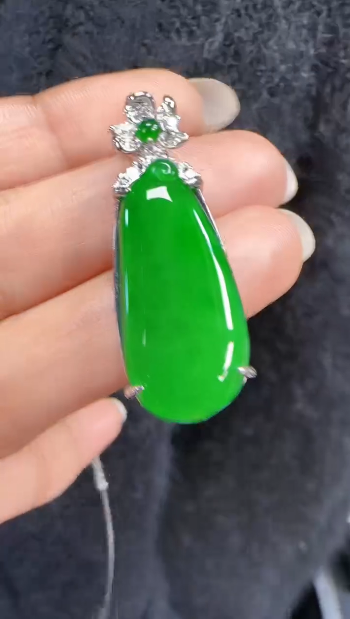 未镶嵌定制翡翠翡翠吊坠20