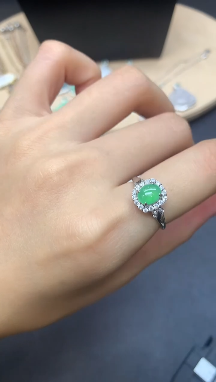 【闪购商品】翡翠戒指银S925镶嵌蛋面【多样性发其一】