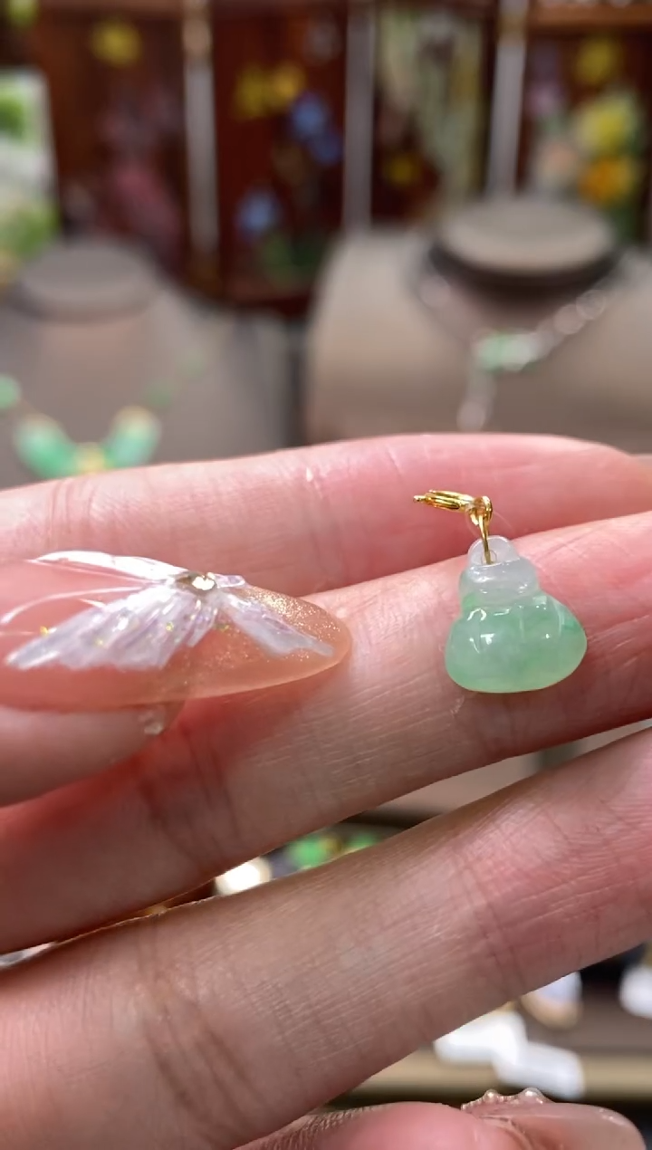 【闪购商品】翡翠颈饰18K金镶嵌净货11052