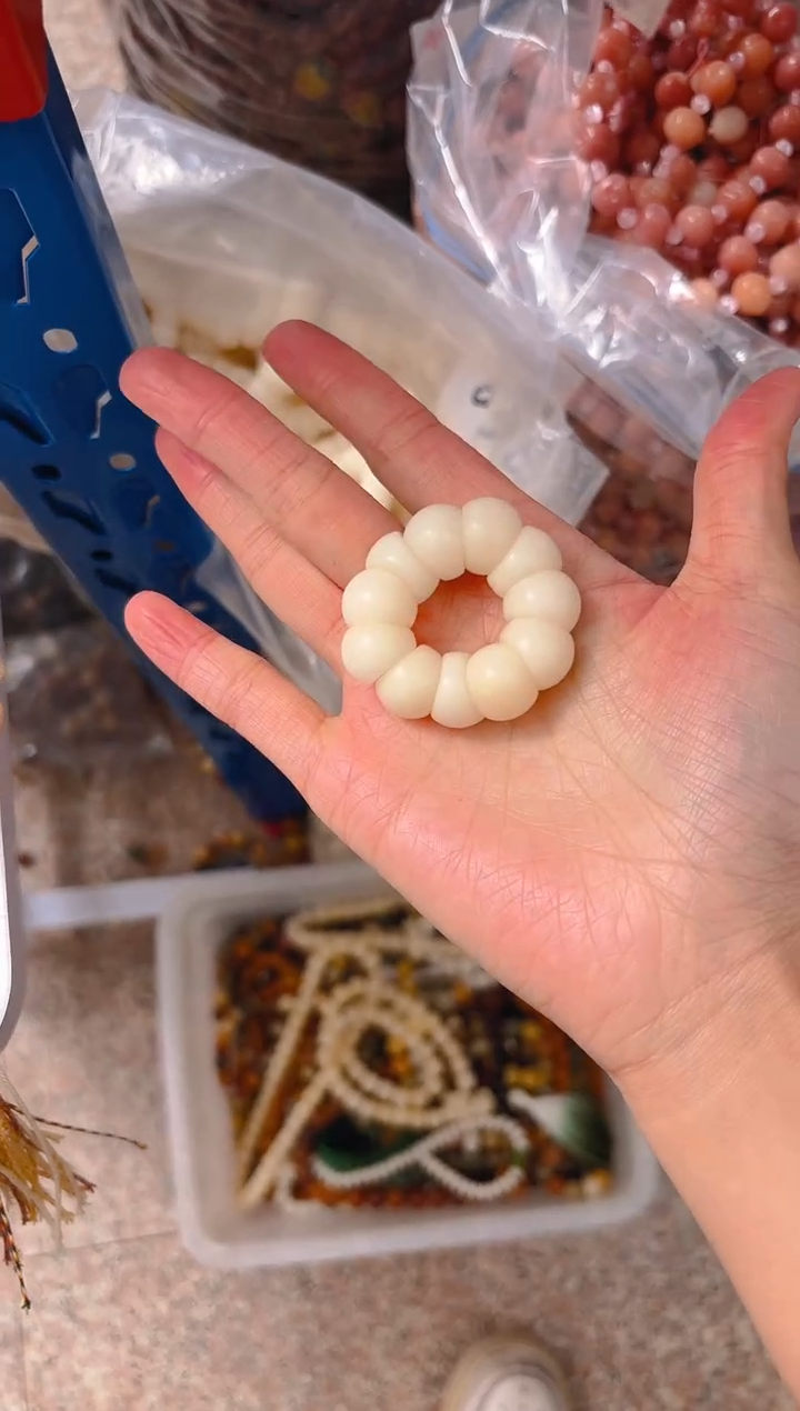 吊坠菩提根/象牙果白色手捻