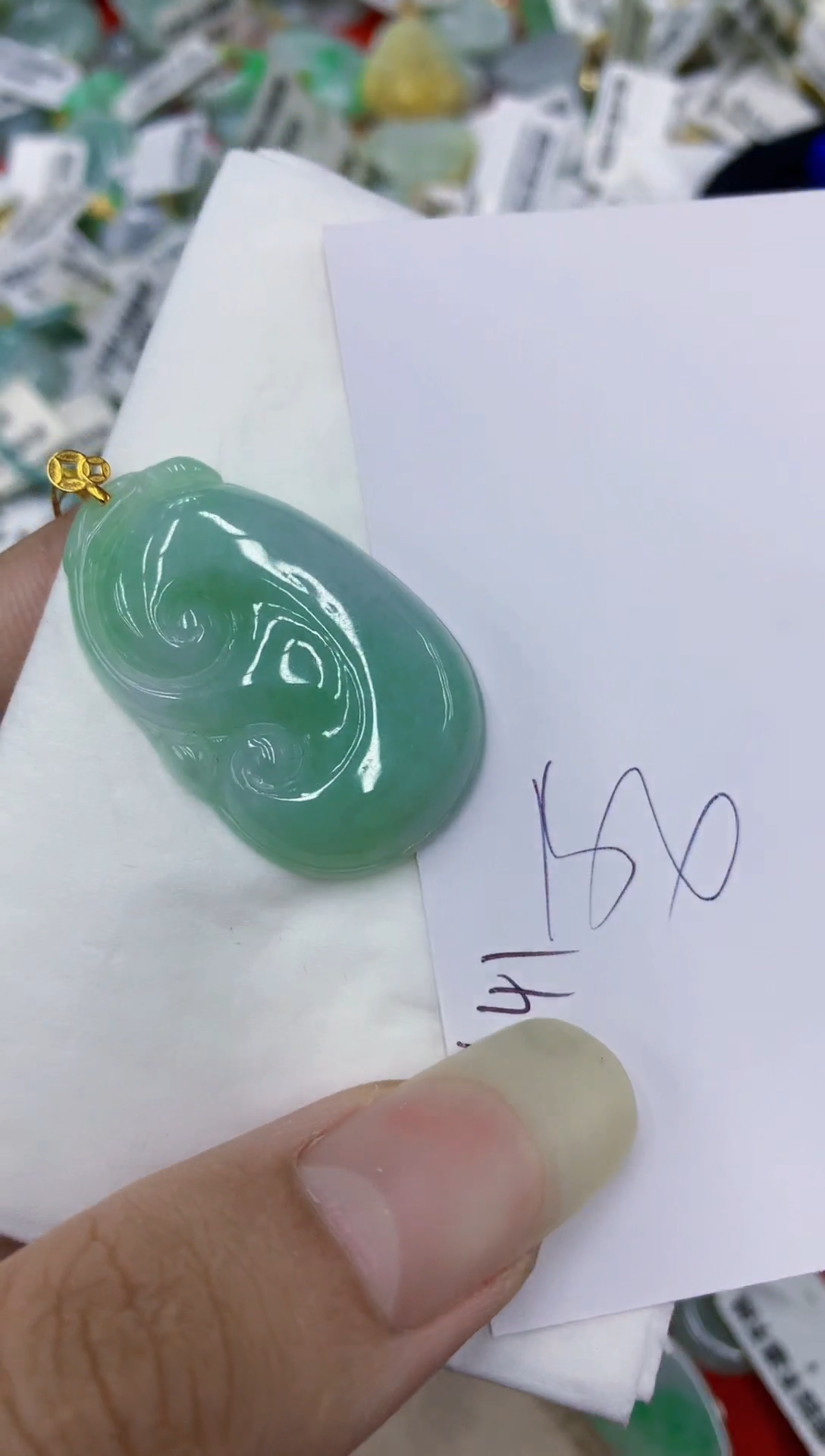 翡翠18K金镶嵌颈饰111111111111