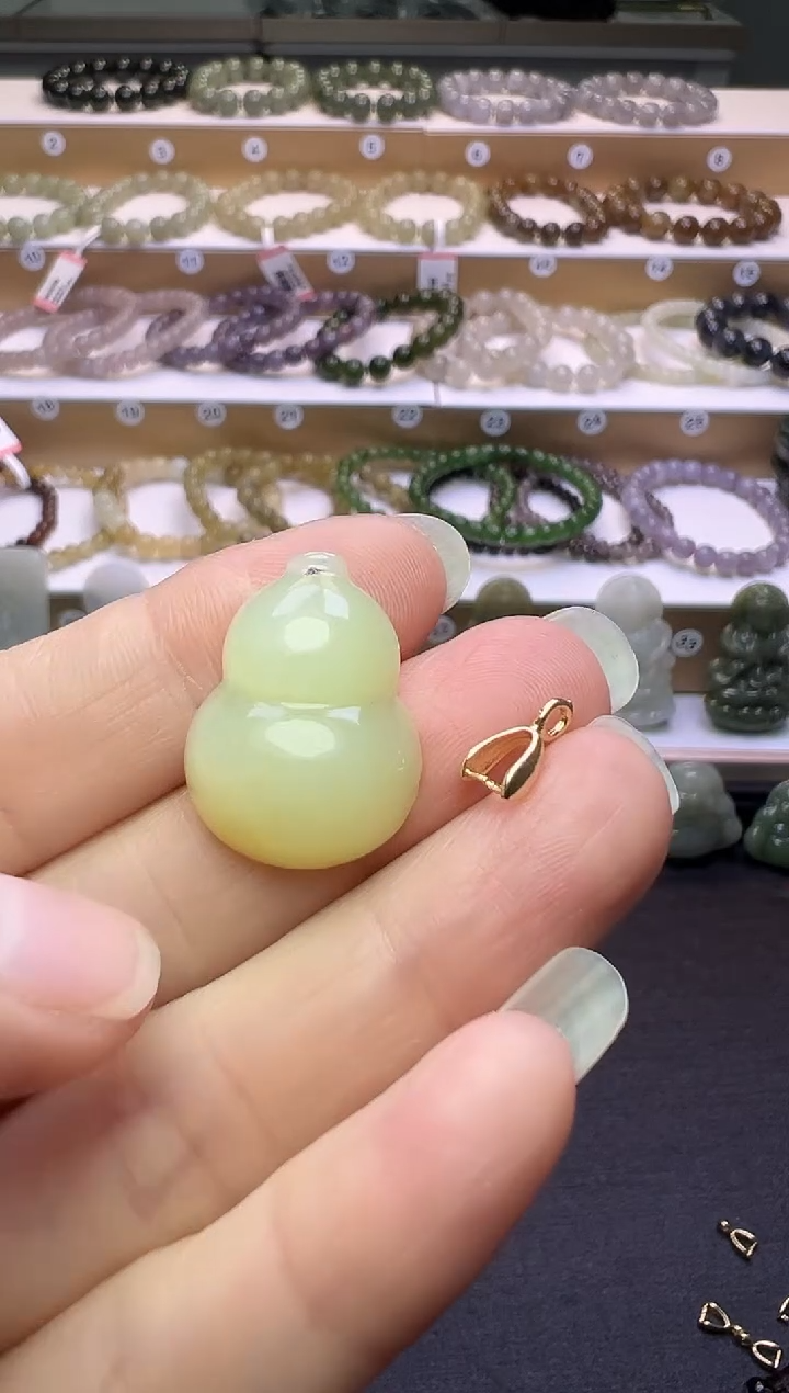 颈饰未镶嵌和田玉136号链接微瑕疵