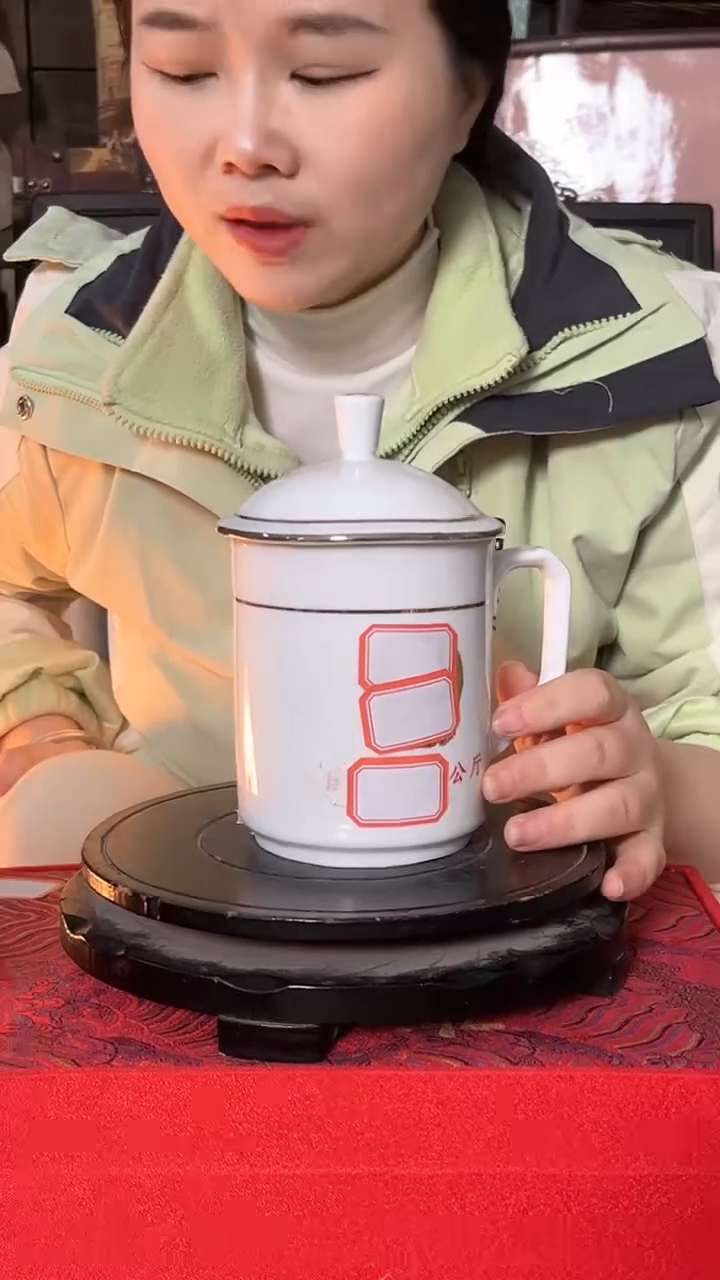 陶景德镇陶瓷摆件M492