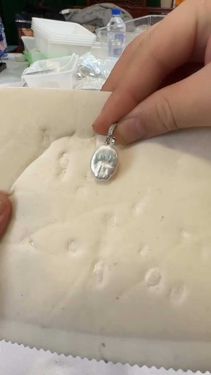 吊坠(赠链)未镶嵌淡水珍珠15mm 巴洛克平安牌