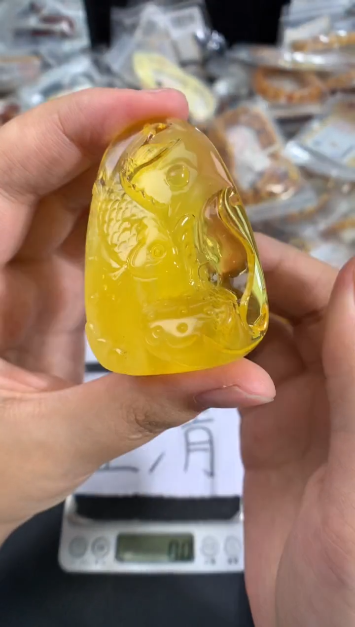 蜜蜡未镶嵌珠宝奇石1