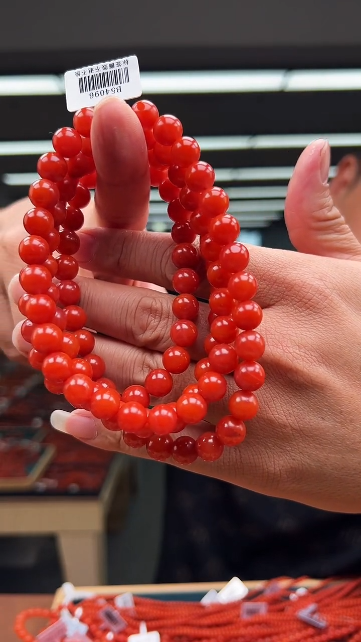 未镶嵌珠串南红玛瑙云南保山洞子料多圈9mm+