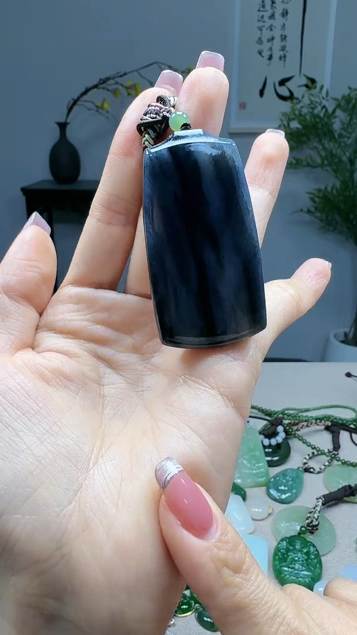 未镶嵌和田玉挂件1