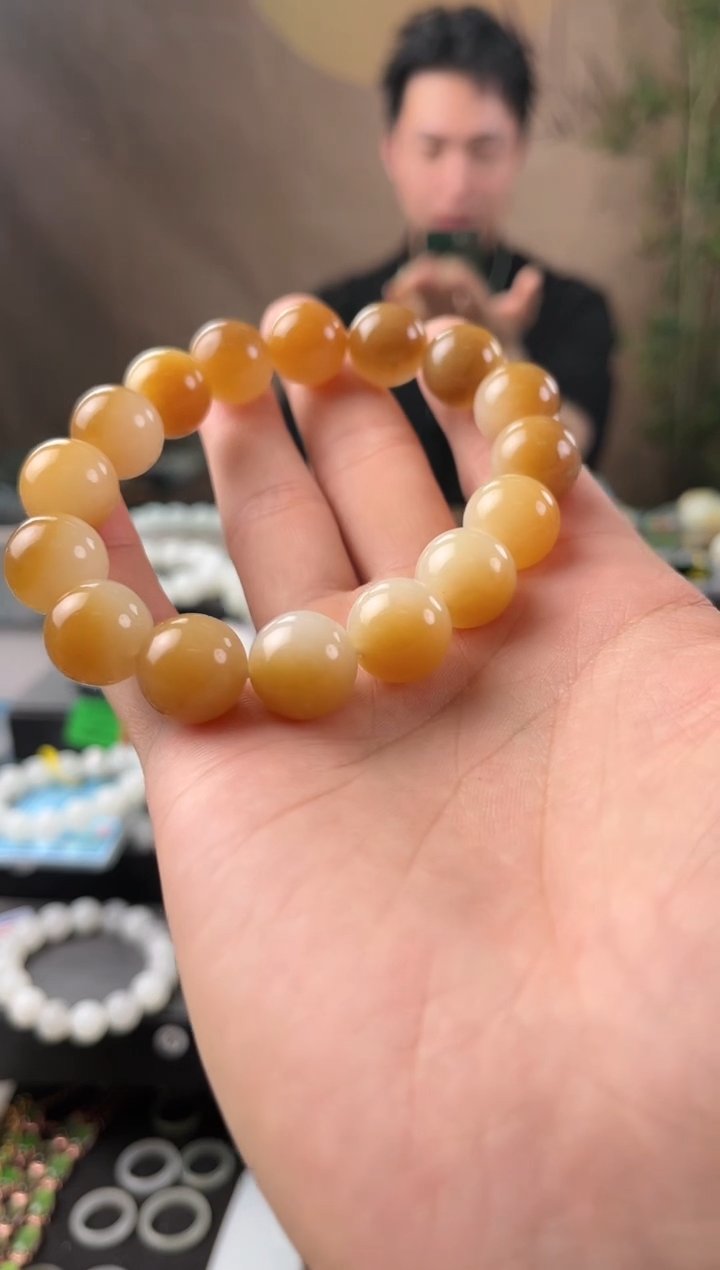 【闪购商品】和田玉手串未镶嵌且末金山糖白手串卡14微色差