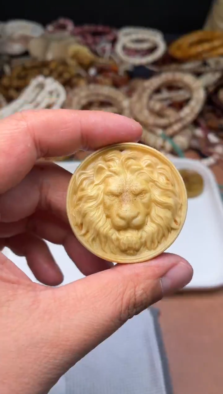 鹿骨其他时**盒杂件439-鹿角雕刻饼子