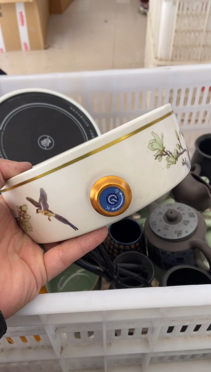 无运费险有瑕疵的摄影的产品有使用过的痕迹有点脏介意勿拍