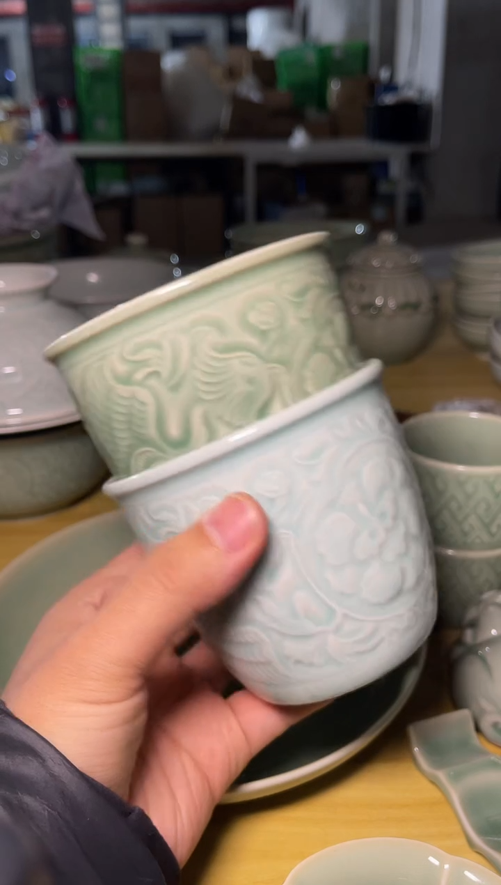 青釉➕天青釉凤穿牡丹吨吨缸杯各1个