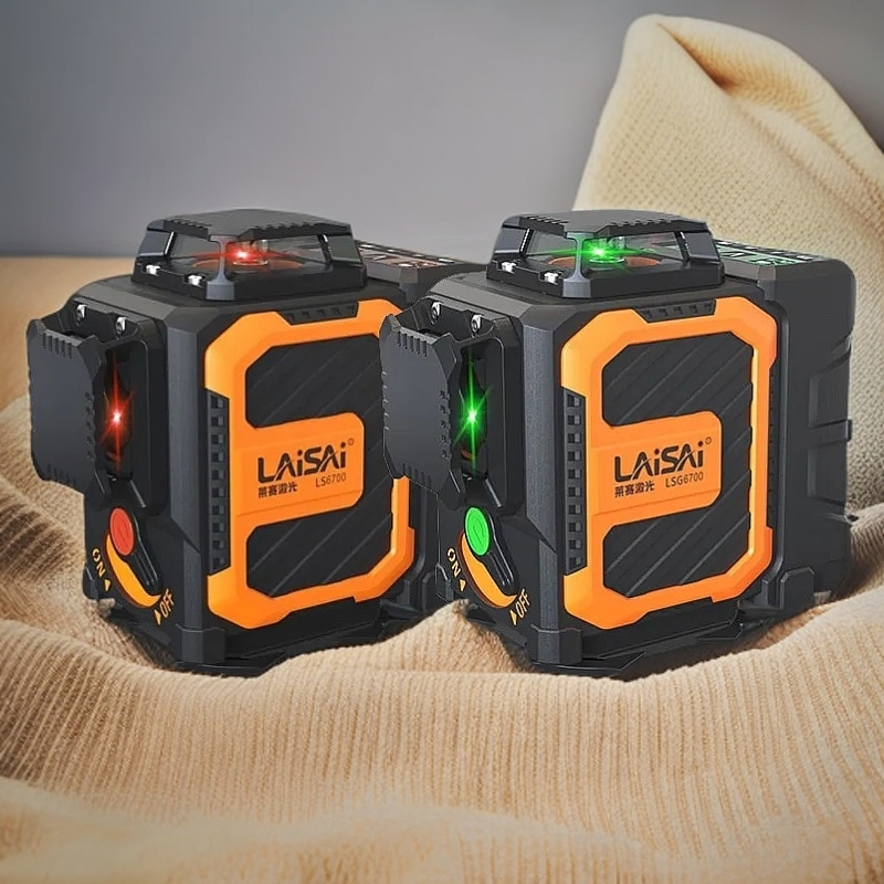 莱赛激光水平仪12线红外线高精度强光细线贴墙吊顶平水仪室外专用